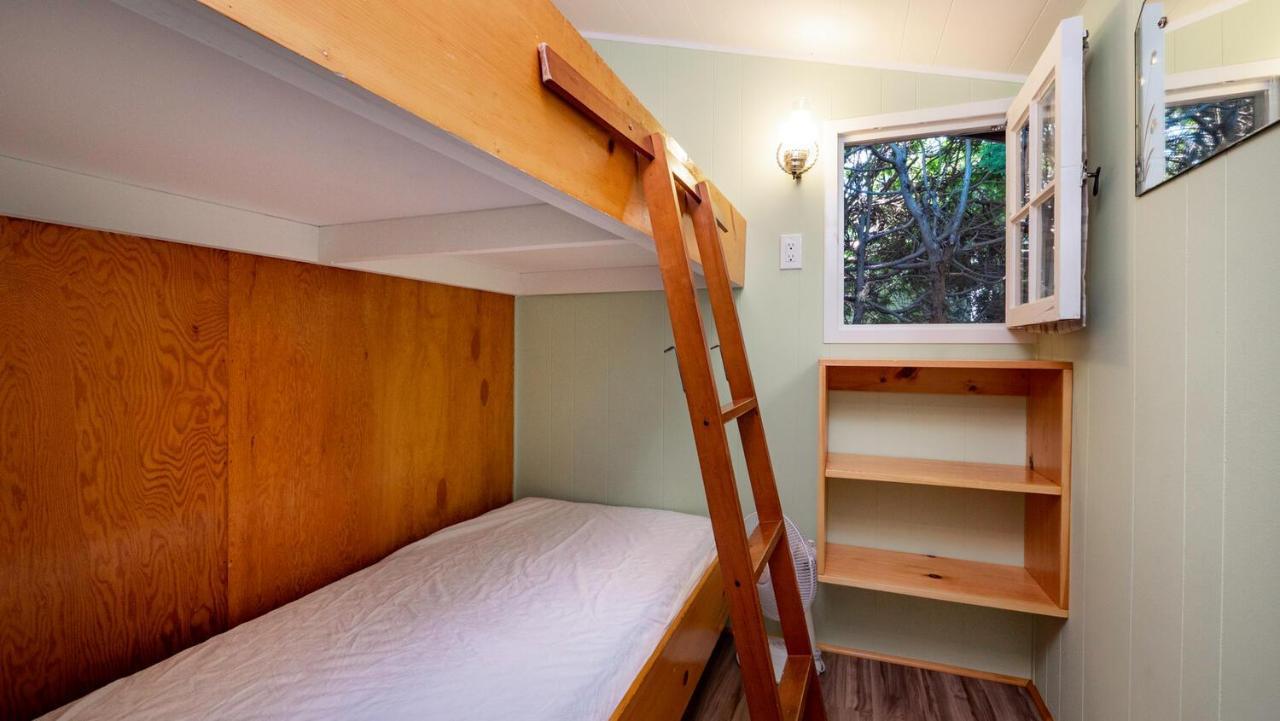 Bel Air Cottages And Motel 萨波海滩 外观 照片