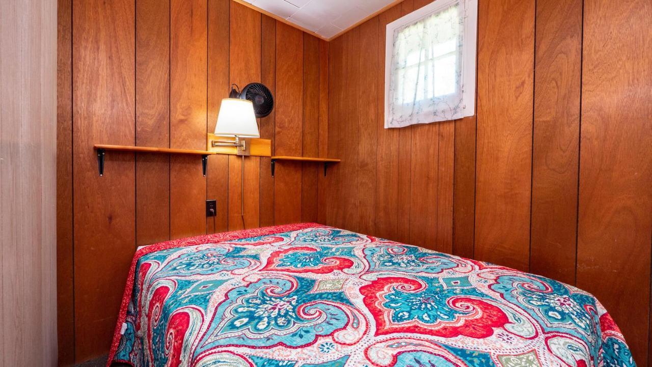 Bel Air Cottages And Motel 萨波海滩 外观 照片