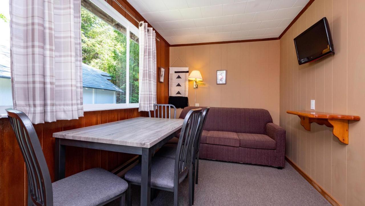 Bel Air Cottages And Motel 萨波海滩 外观 照片