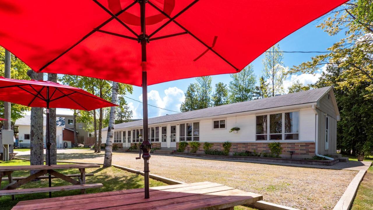 Bel Air Cottages And Motel 萨波海滩 外观 照片