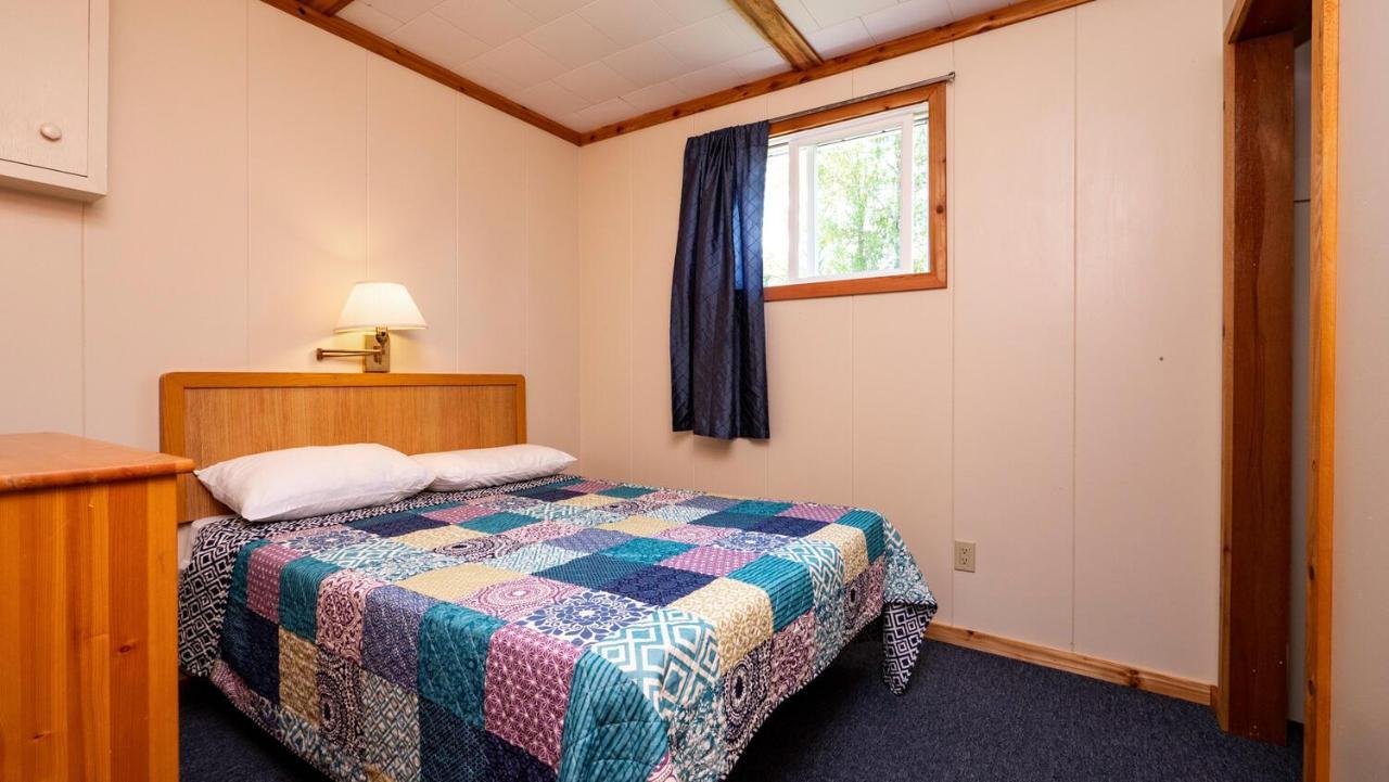 Bel Air Cottages And Motel 萨波海滩 外观 照片