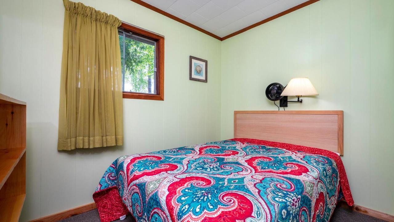 Bel Air Cottages And Motel 萨波海滩 外观 照片
